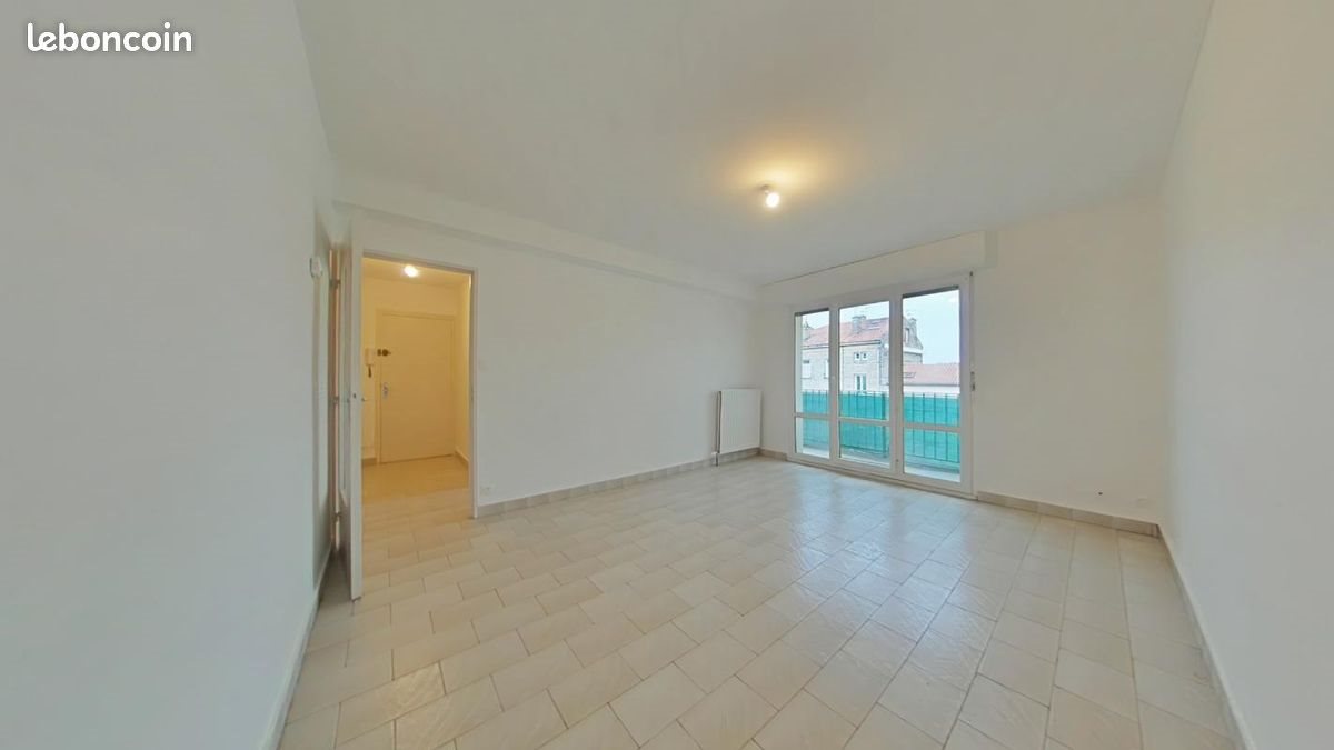 Appartement à louer, 76m², Saint-Genest-Lerpt