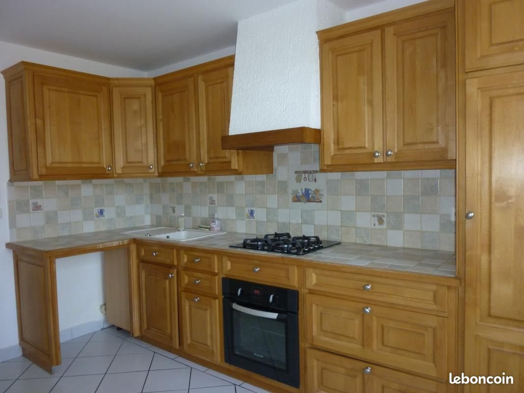 Appartement à louer, 83m², Saint-Priest-en-Jarez
