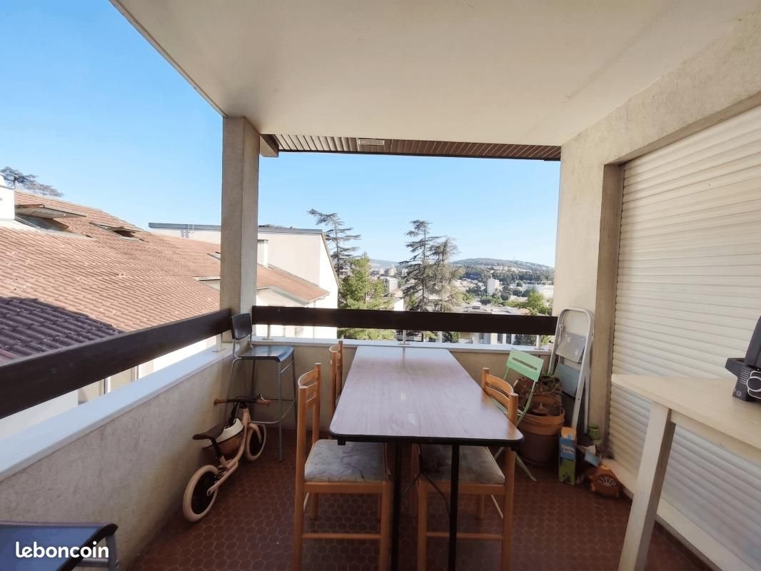 Appartement à louer, 138m², Saint-Priest-en-Jarez