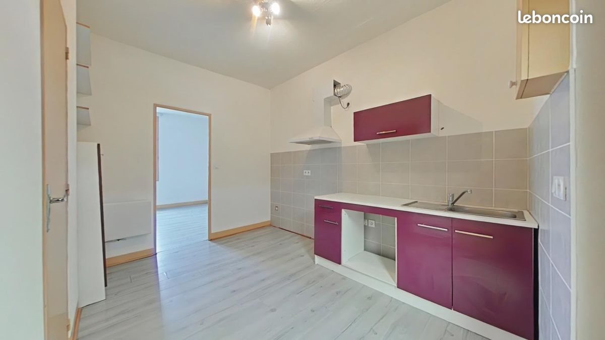 Appartement à louer, 29m², Saint-Etienne