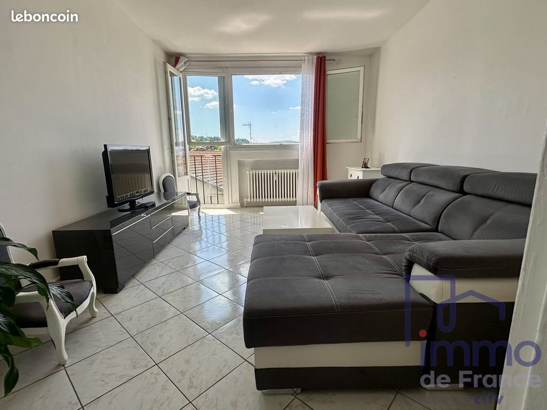 Appartement à vendre, 60m², Le Chambon-Feugerolles