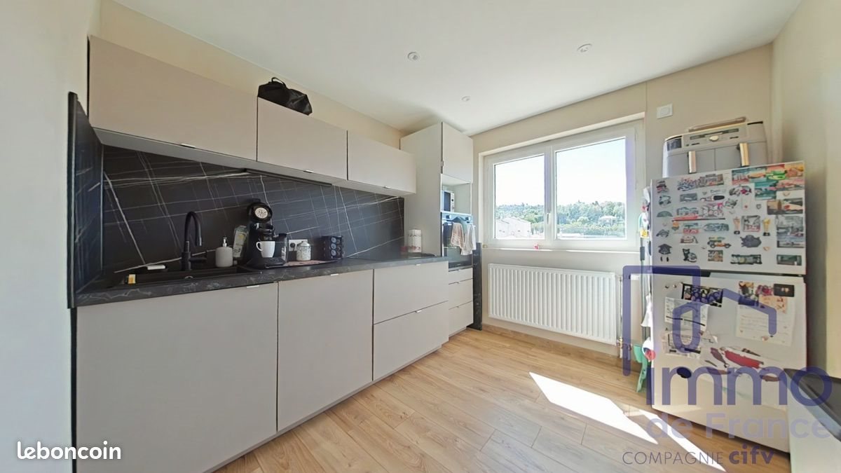 Appartement à vendre, 63m², Saint-Étienne