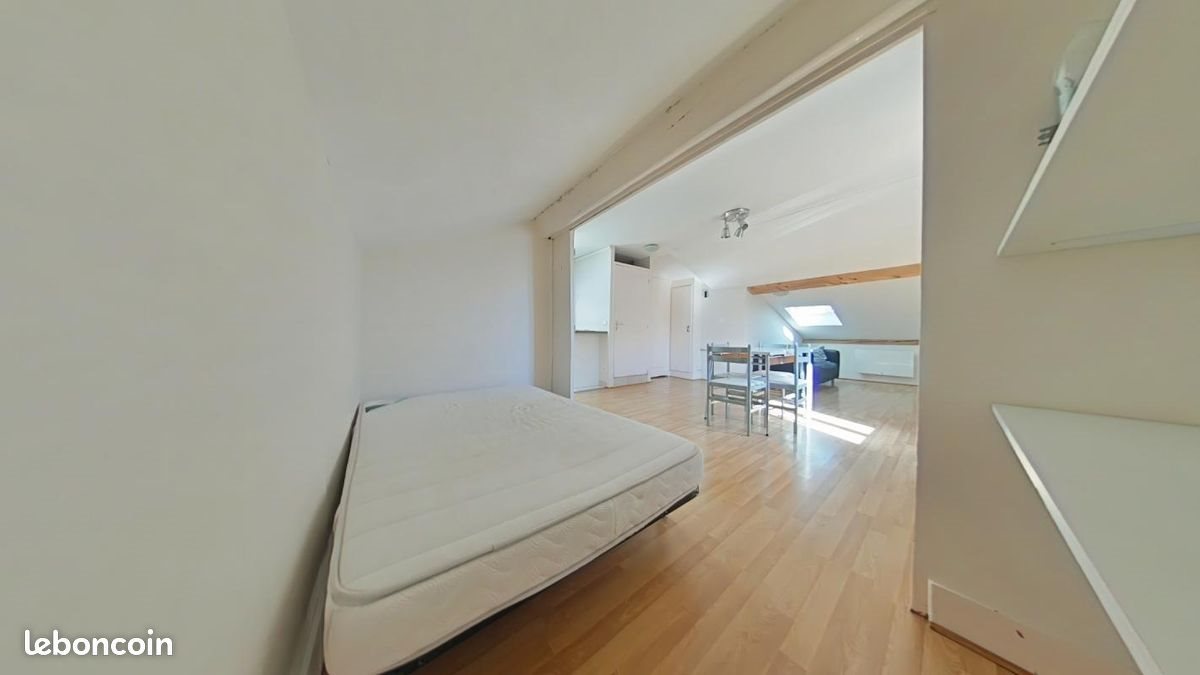 Appartement à louer, 21m², Saint-Etienne