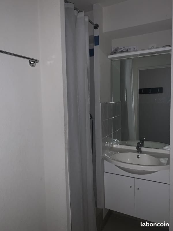 Appartement à louer, 19m², Saint-Priest-en-Jarez