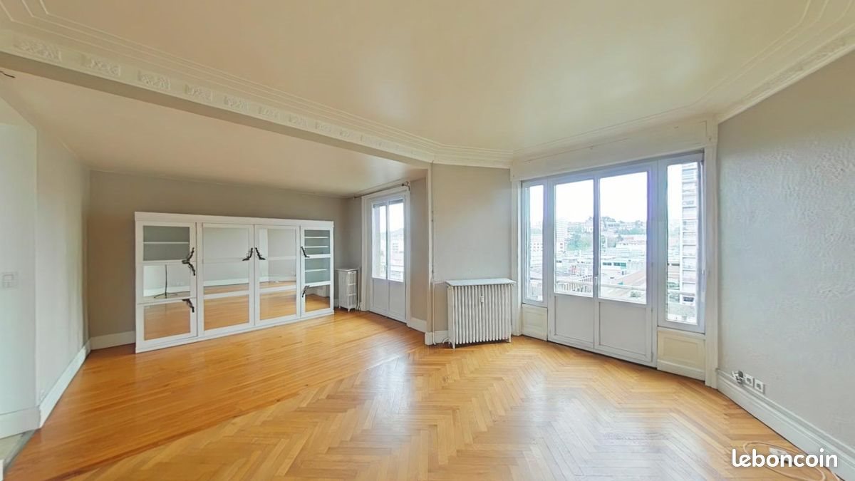 Appartement à louer, 79m², Saint-Etienne