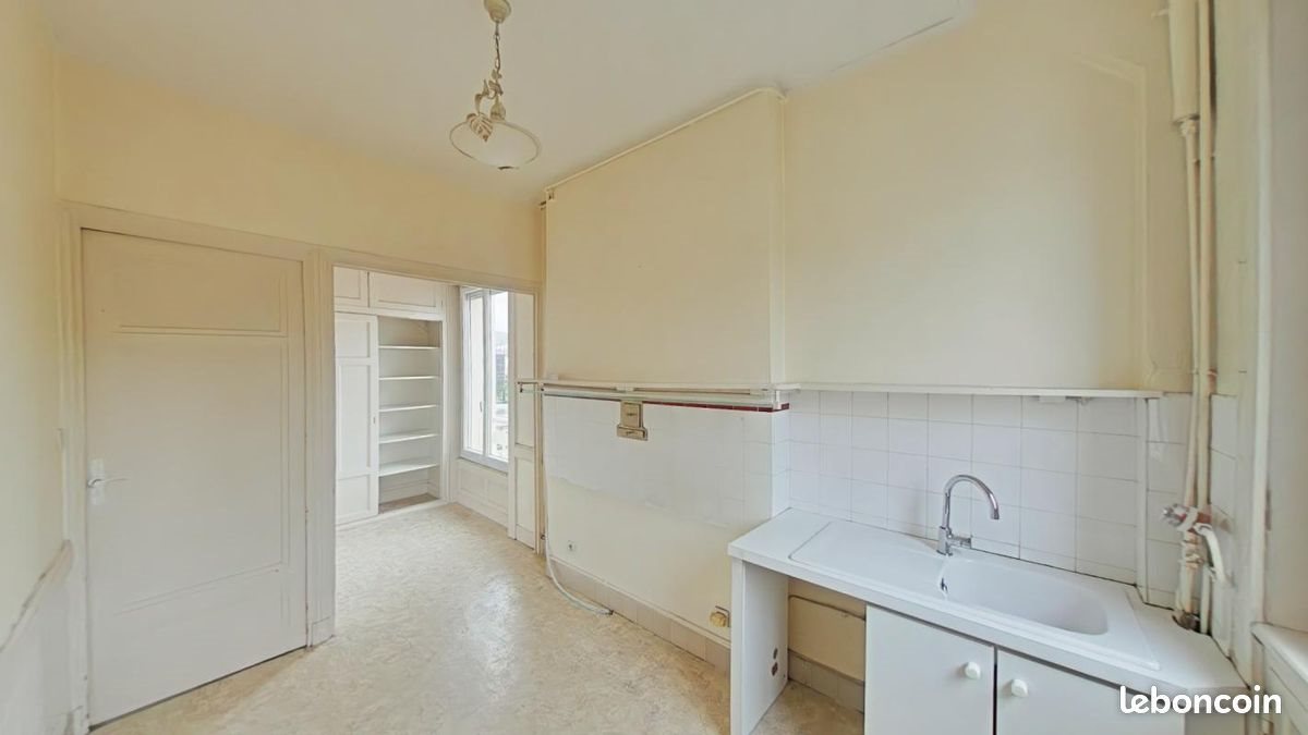 Appartement à louer, 79m², Saint-Etienne