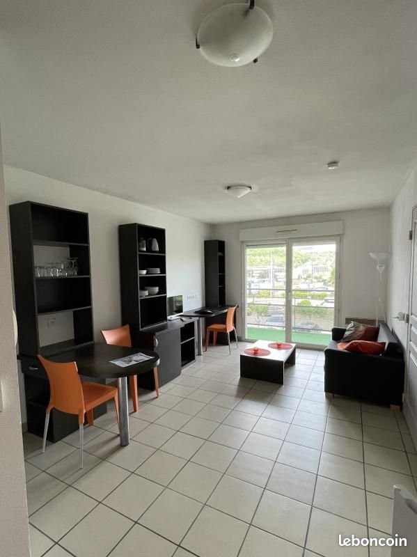 Appartement à louer, 33m², Saint-Priest-en-Jarez