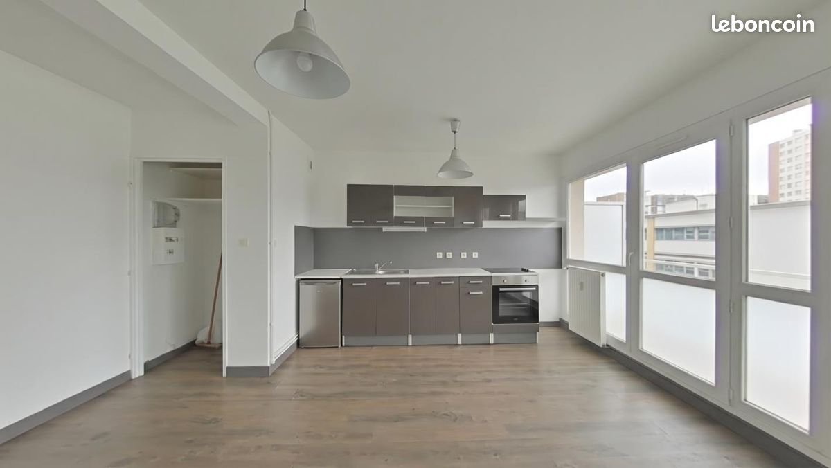 Appartement à louer, 30m², Saint-Étienne