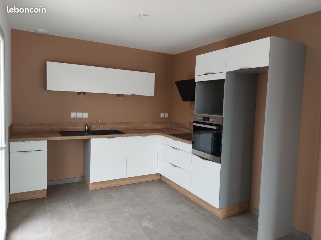 Maison à louer, 126m², Chazelles-sur-Lyon