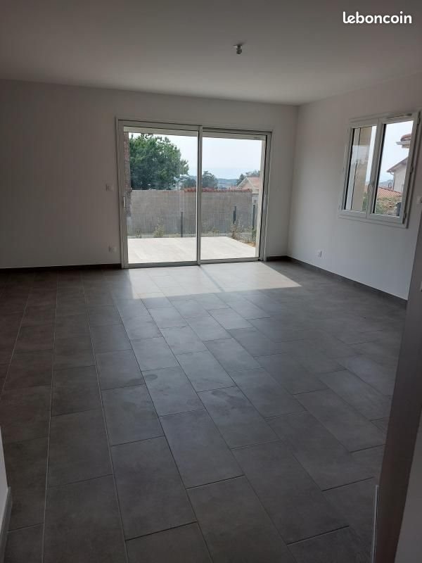 Maison à louer, 126m², Chazelles-sur-Lyon