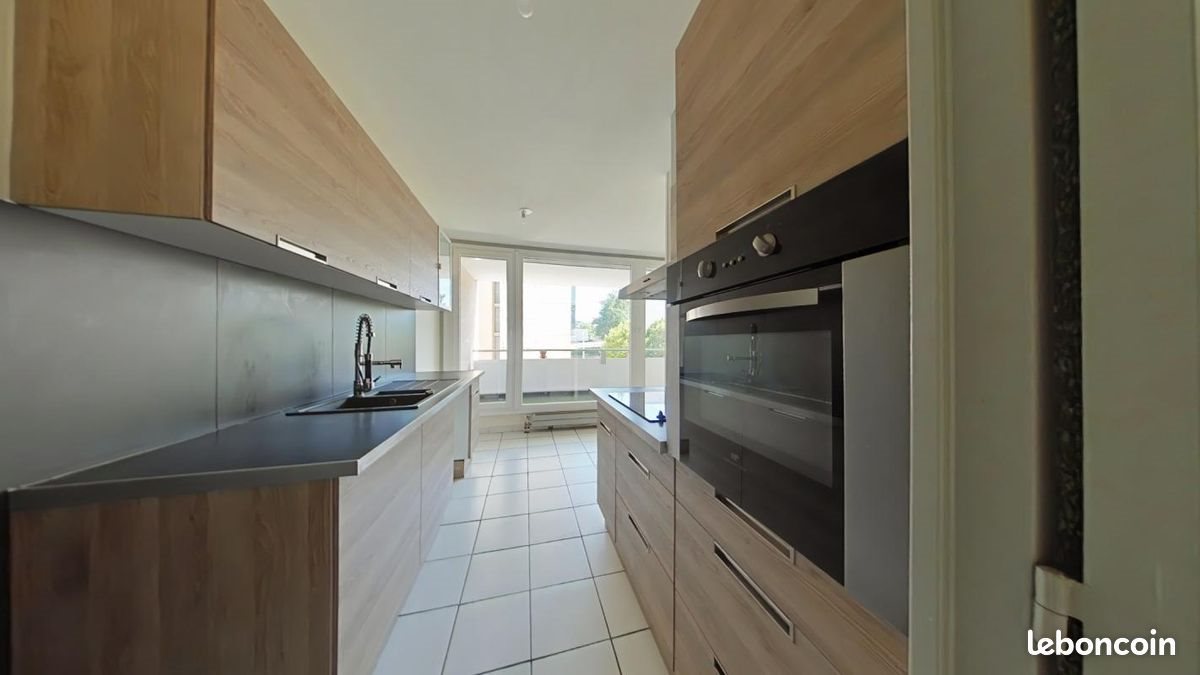 Appartement à louer, 96m², Firminy