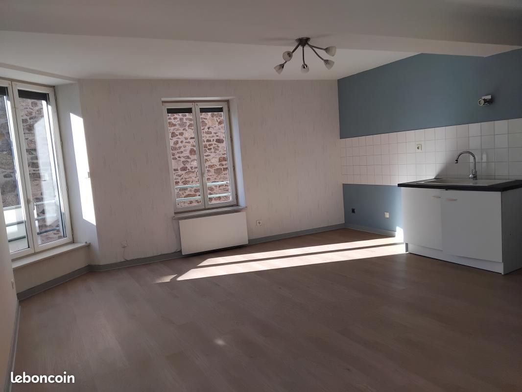 Appartement à louer, 57m², Saint-Symphorien-sur-Coise