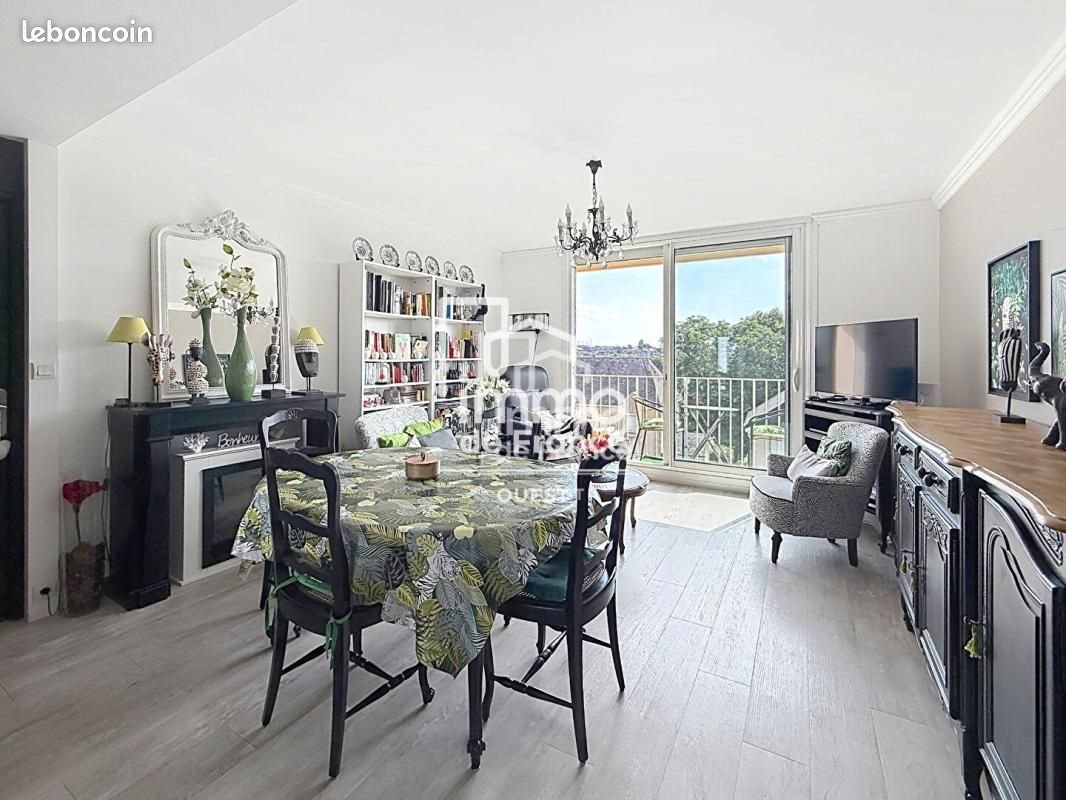 Appartement à vendre, 87m², Laval