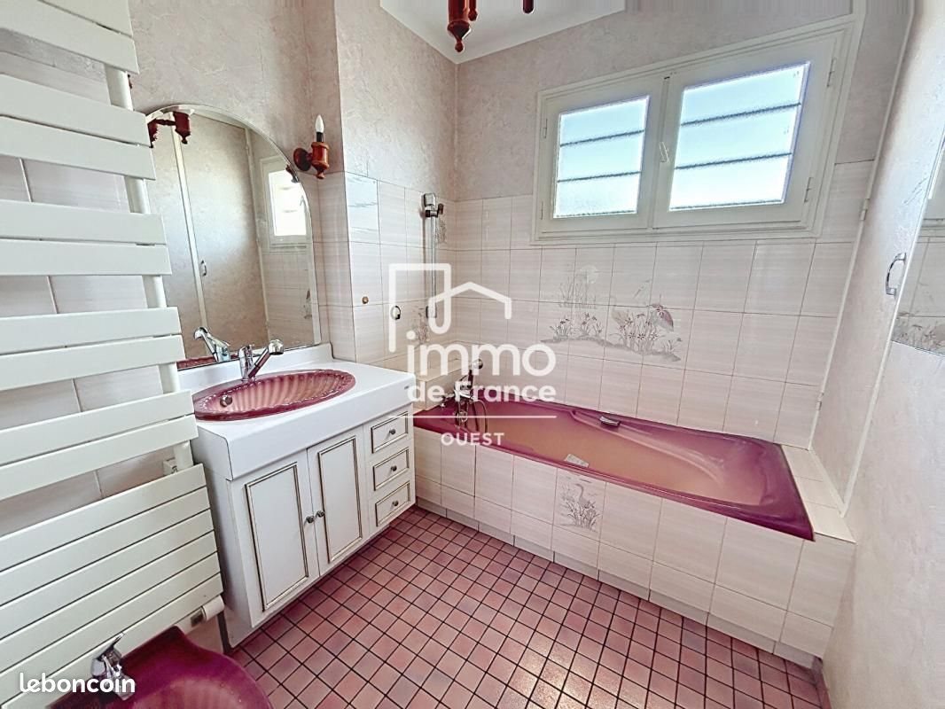 Maison à vendre, 91m², Laval