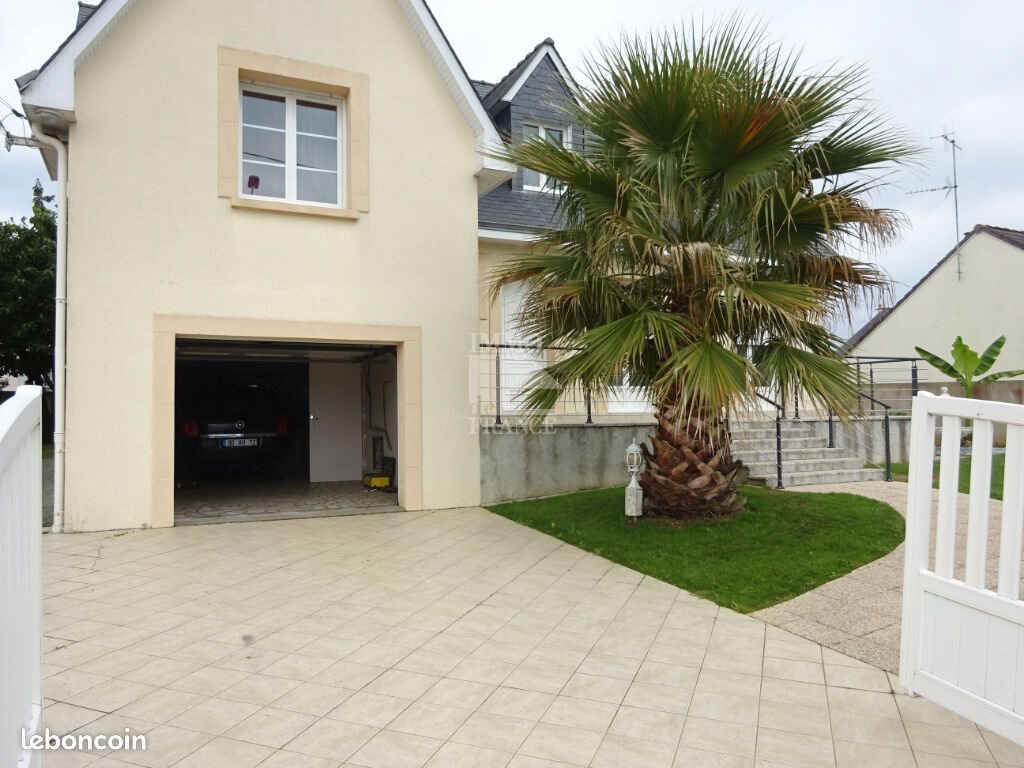 Maison à louer, 101m², Évron
