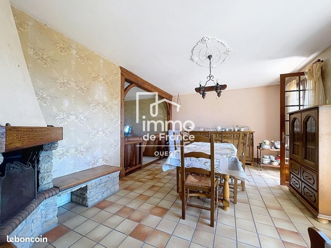 Maison à vendre, 97m², Évron