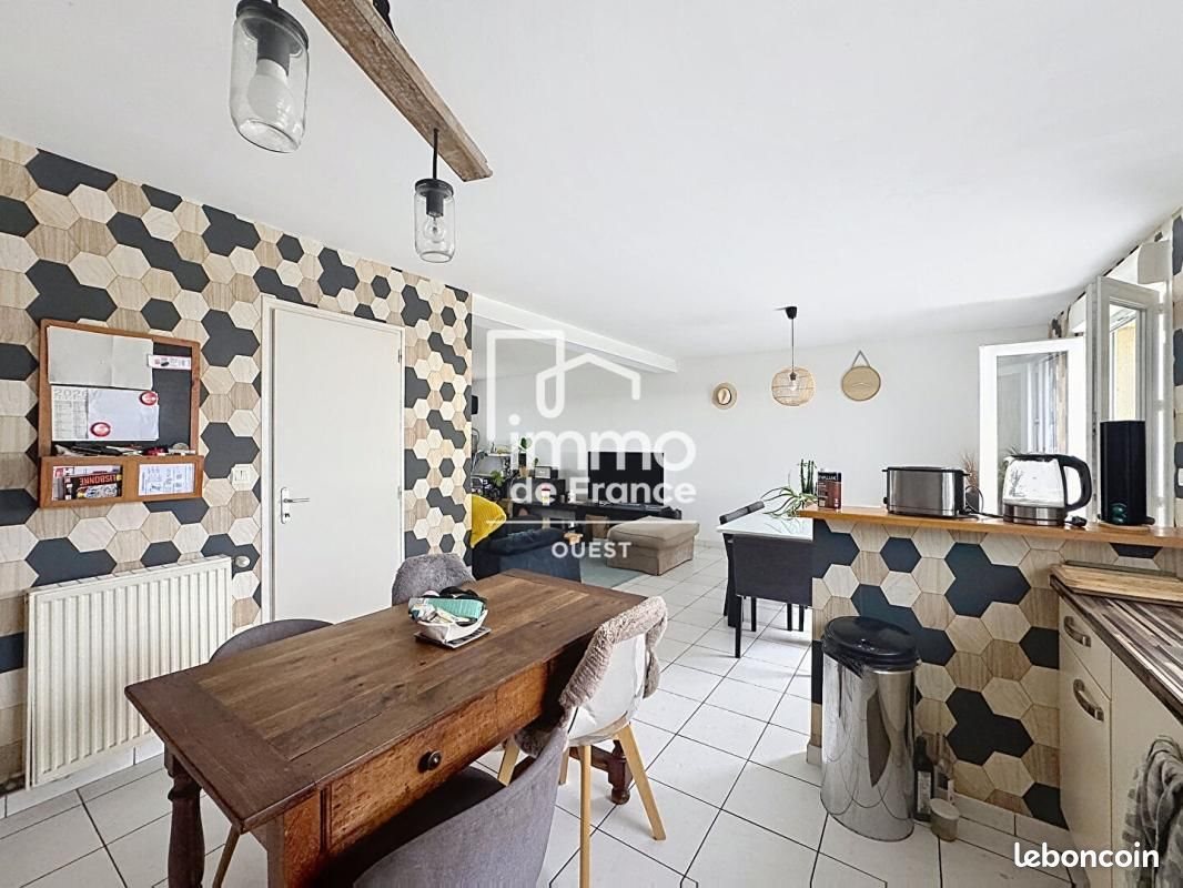 Maison à louer, 117m², Laval