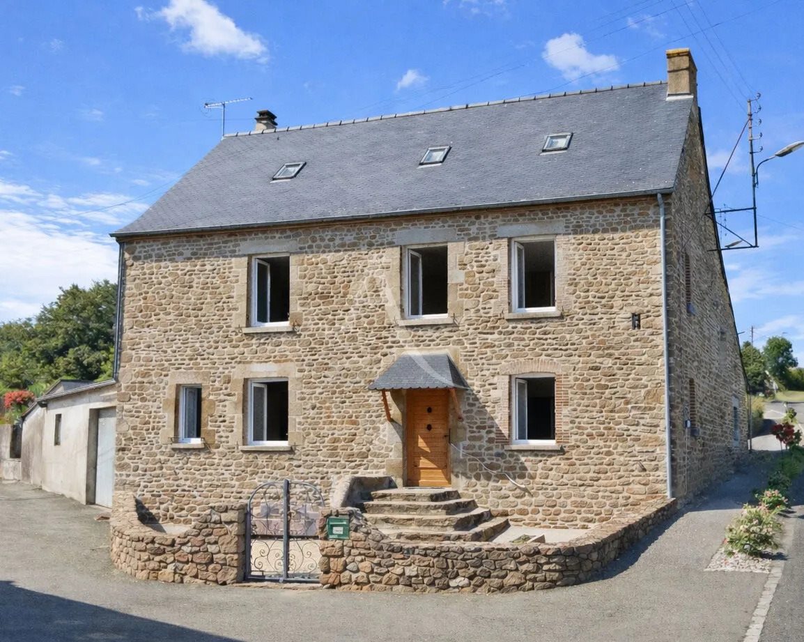 Maison à vendre, 151m², Saint-Georges-Buttavent
