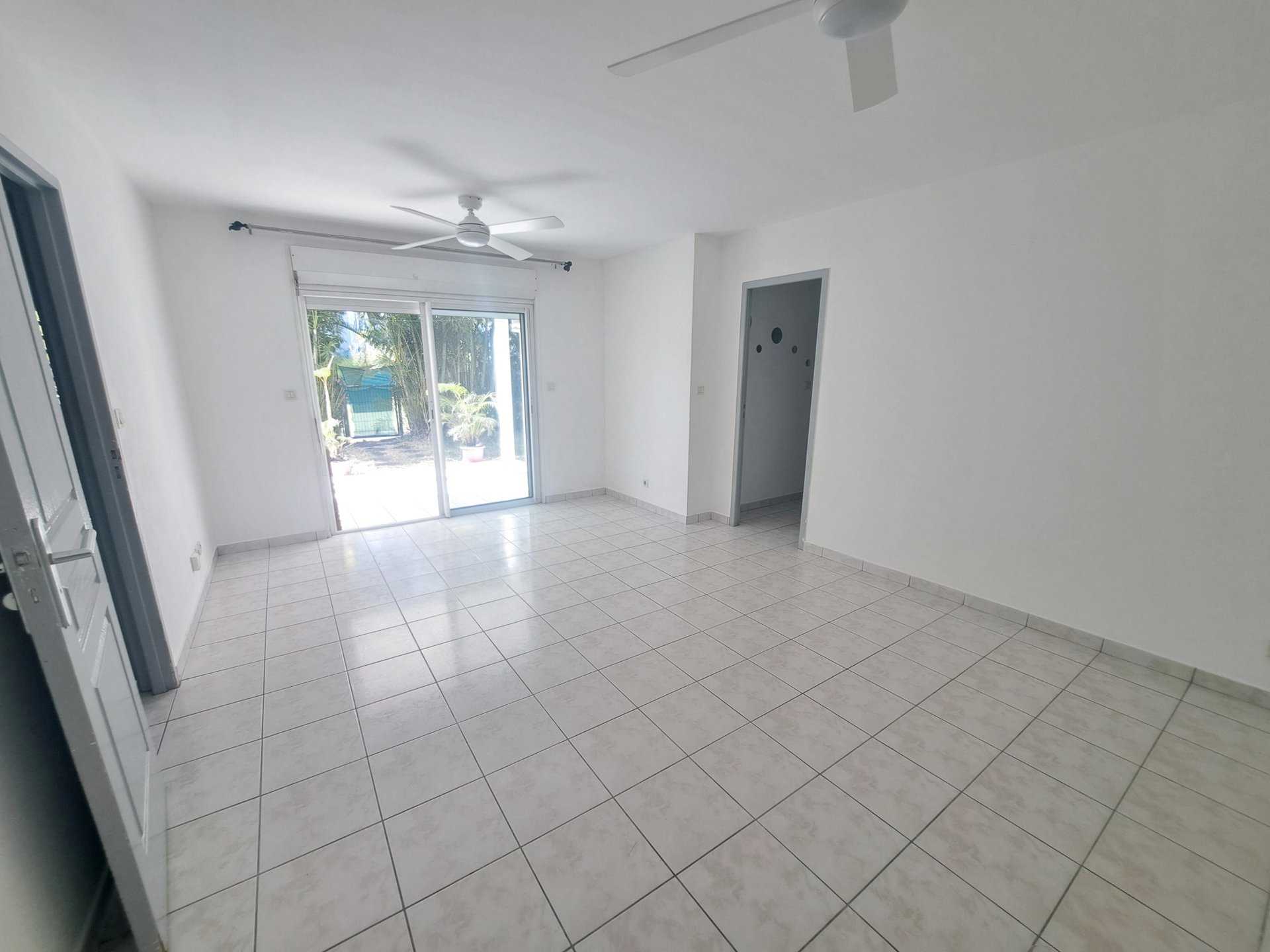 Appartement à louer, 55m², Sainte-Suzanne