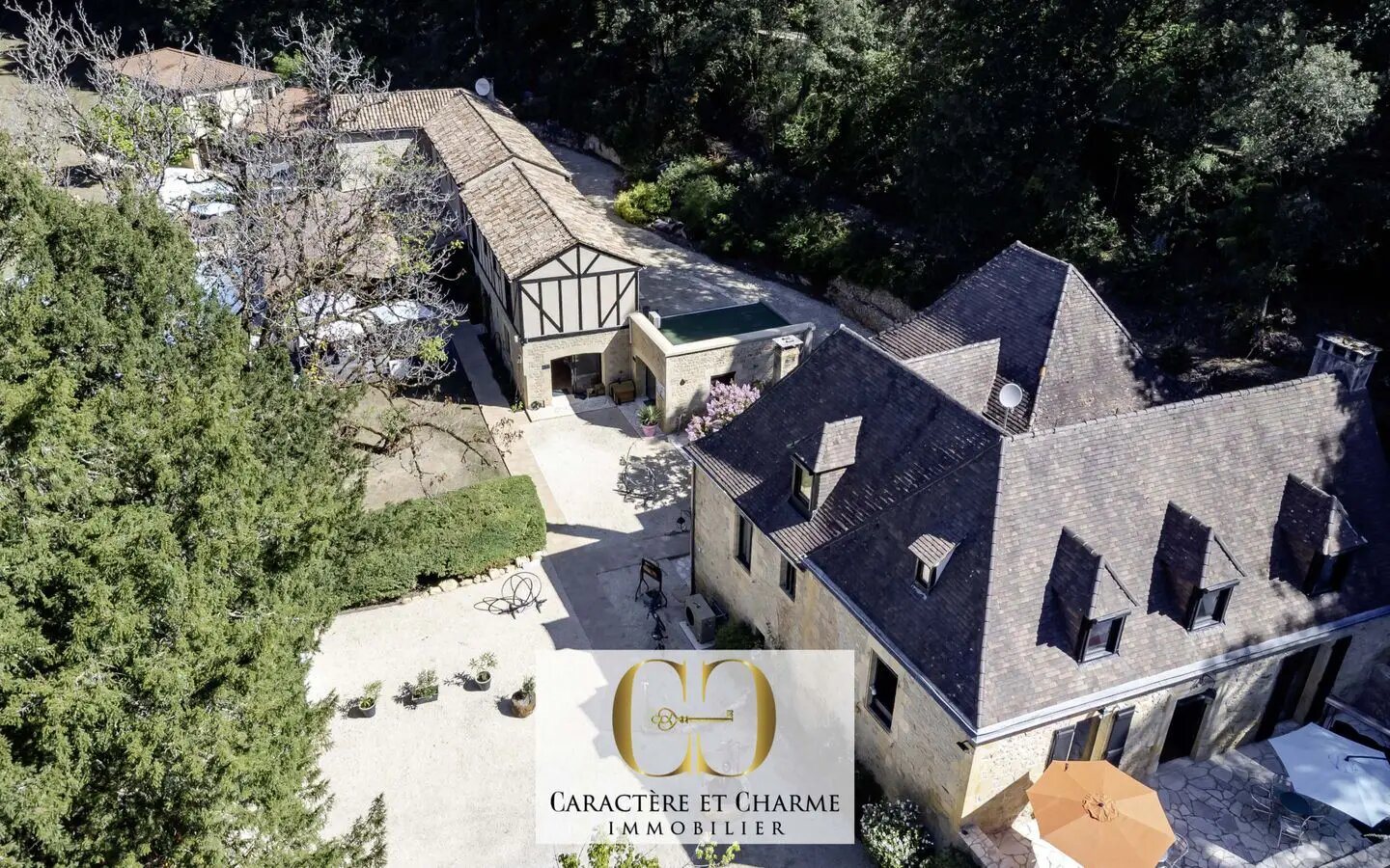 Maison à vendre, 1300m², Sarlat-la-Canéda