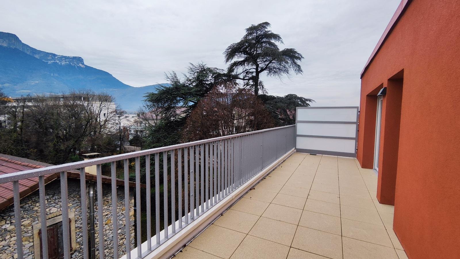 Appartement à louer, 52m², Saint-Egrève