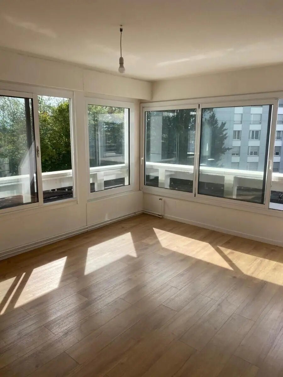 Appartement à louer, 46m², Saint-Genis-Pouilly