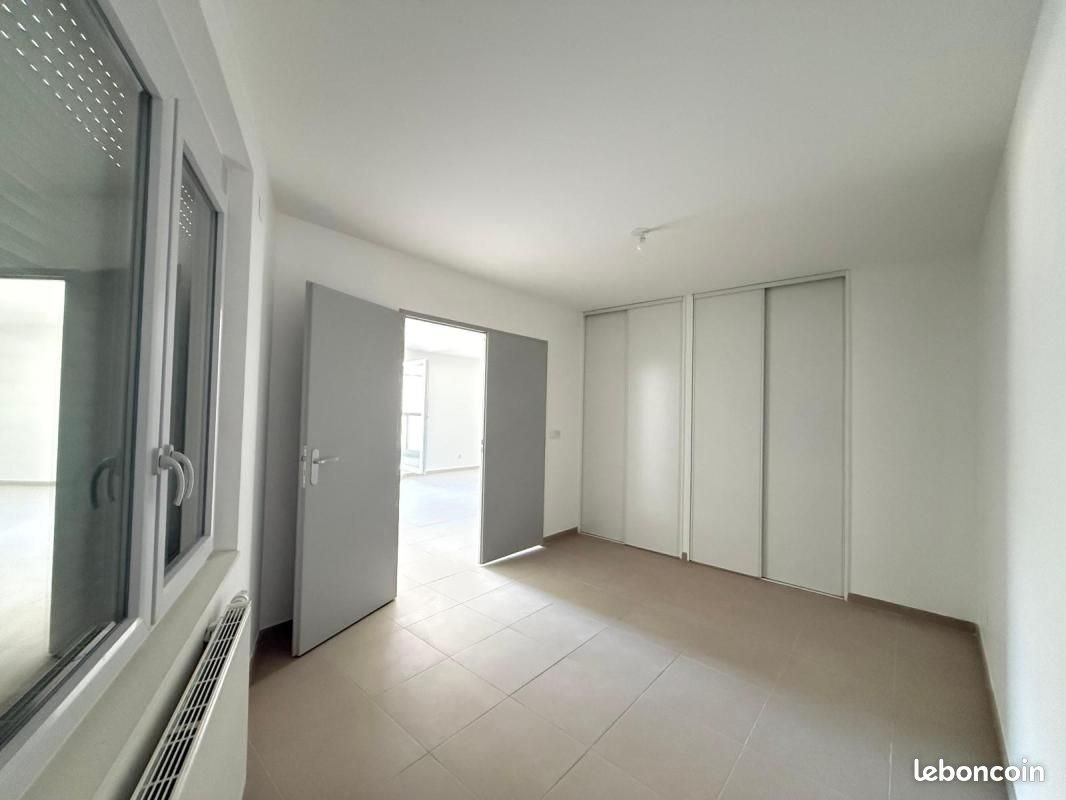 Appartement à louer, 76m², Crolles