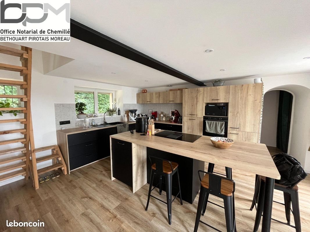 Maison à vendre, 111m², Valanjou