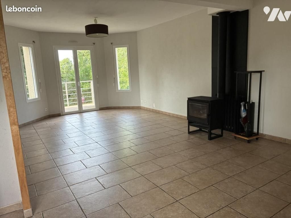 Maison à louer, 102m², Quettreville-sur-Sienne