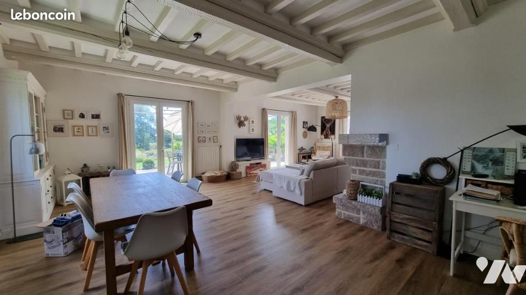Maison à vendre, 230m², Carantilly