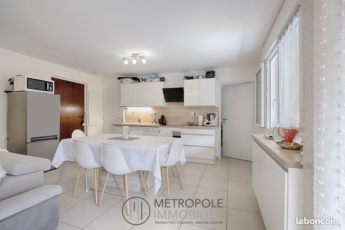 Appartement à louer, 45m², Villefontaine