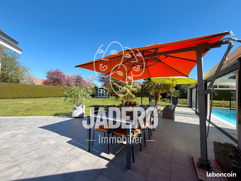 Maison à vendre, 332m², Montmain
