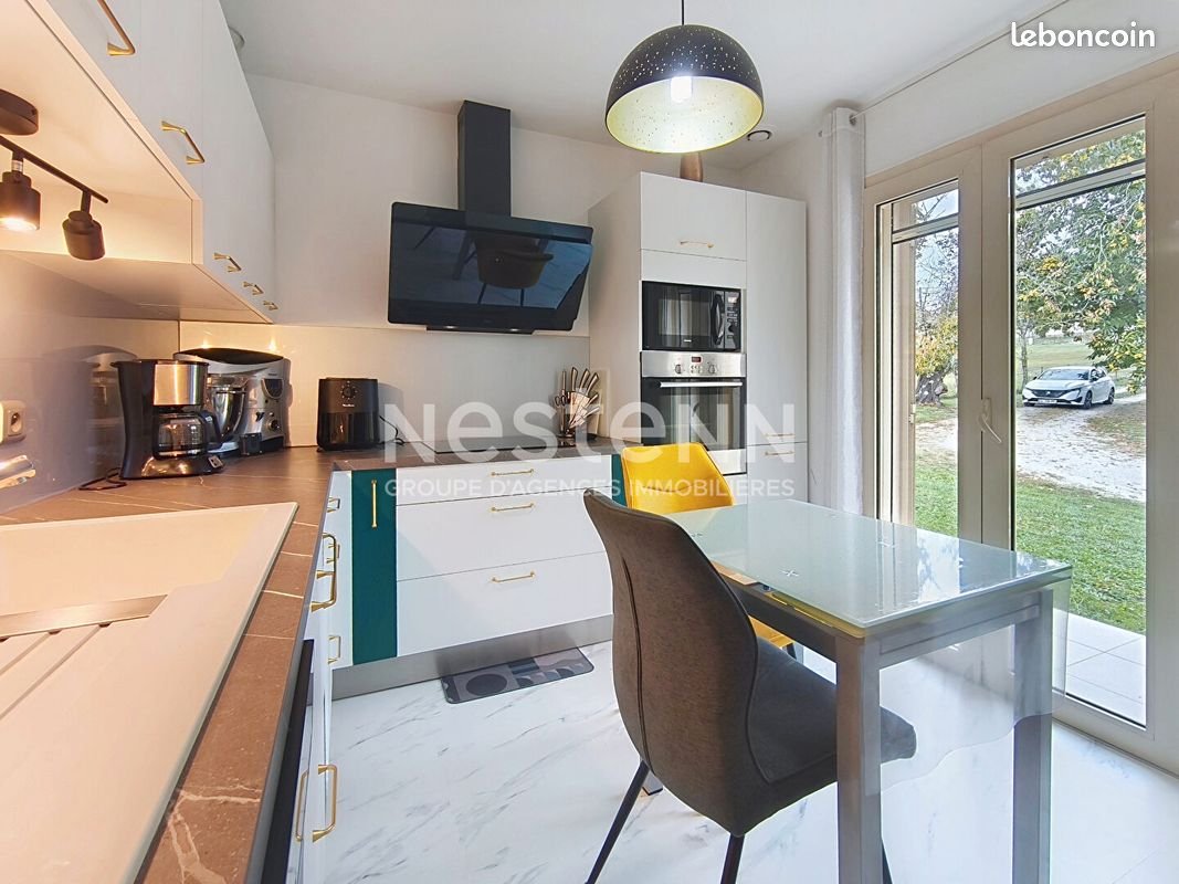 Maison à vendre, 115m², Ussac