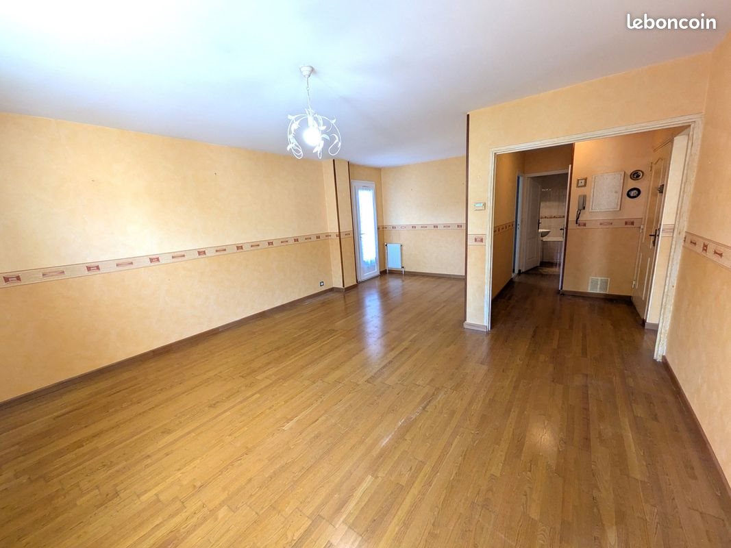 Appartement à louer, 55m², Castres