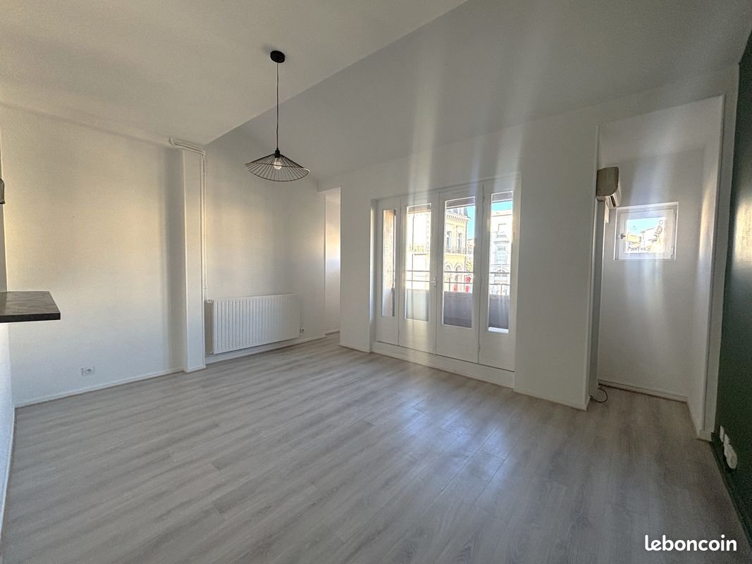 Appartement à louer, 79m², Castres