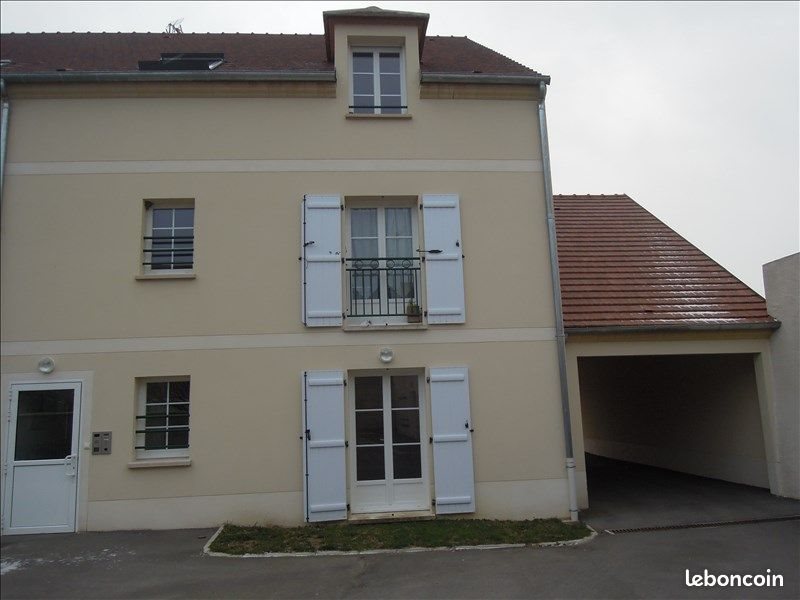 Appartement à louer, 39m², Lévignen