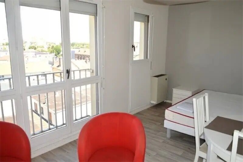 Appartement à louer, 26m², Saint-Julien-les-Villas