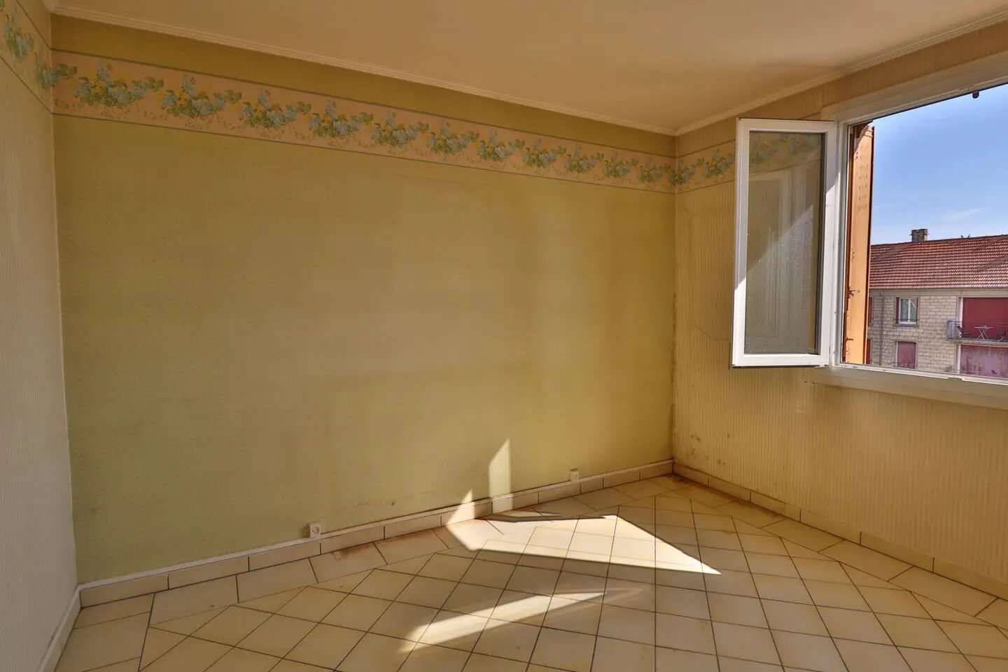 Appartement à vendre, 58m², La Chapelle-Saint-Luc
