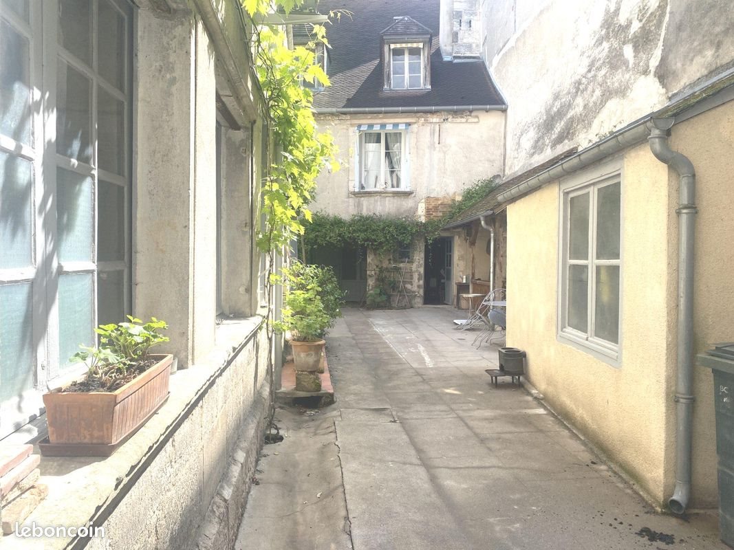 Appartement à vendre, 400m², Bourges