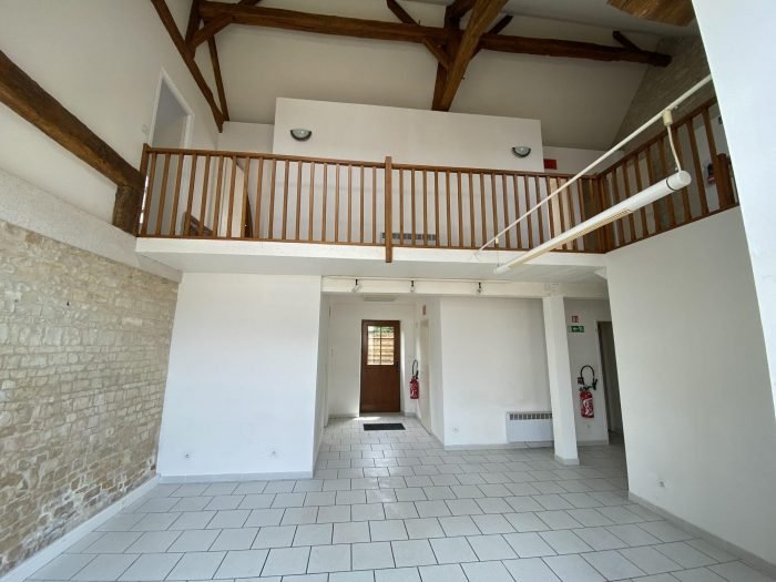 Maison à louer, 118m², Plaimpied-Givaudins