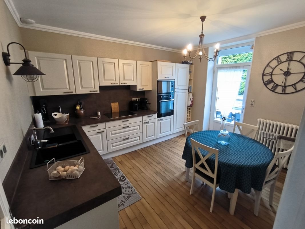 Maison à vendre, 188m², Saint-Priest-Taurion