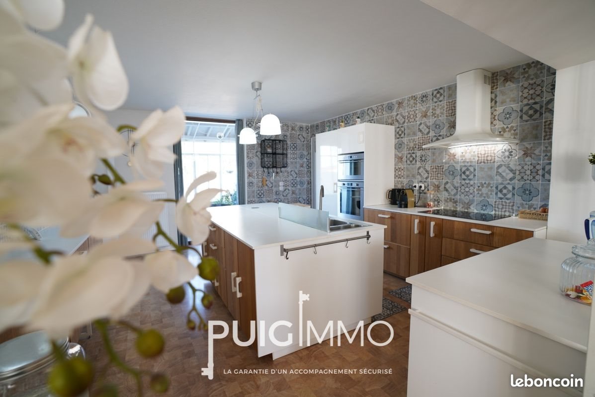 Maison à vendre, 185m², Saint-Gence
