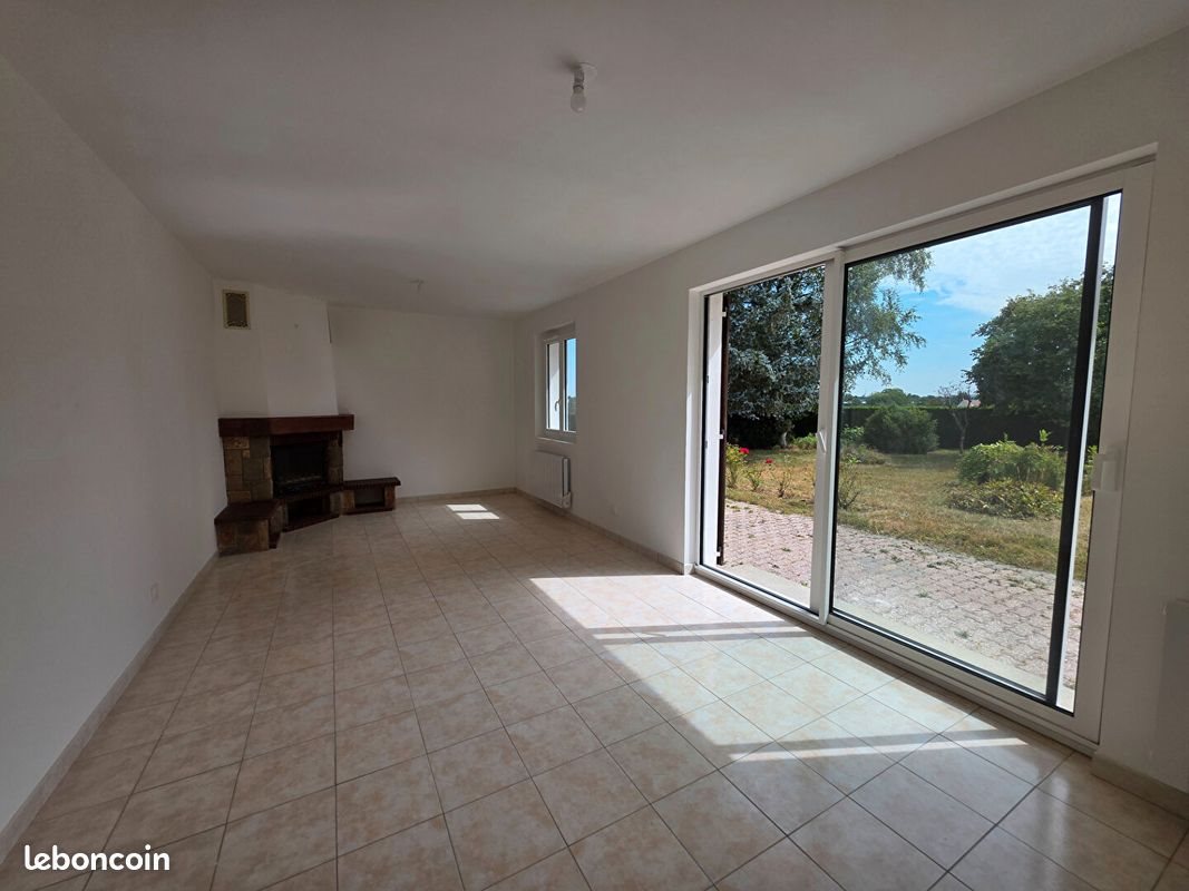 Maison à vendre, 82m², Crèvecoeur-le-Grand