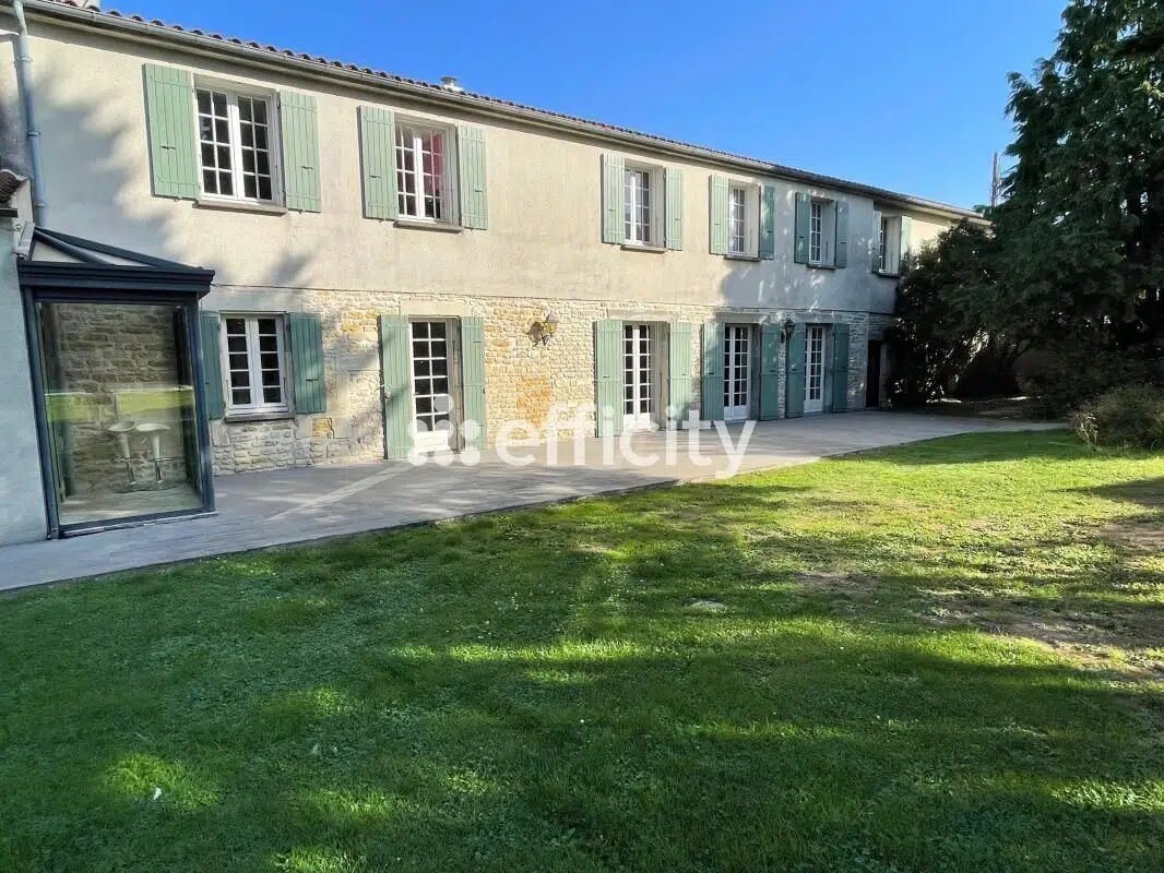 Maison à vendre, 360m², Bignay