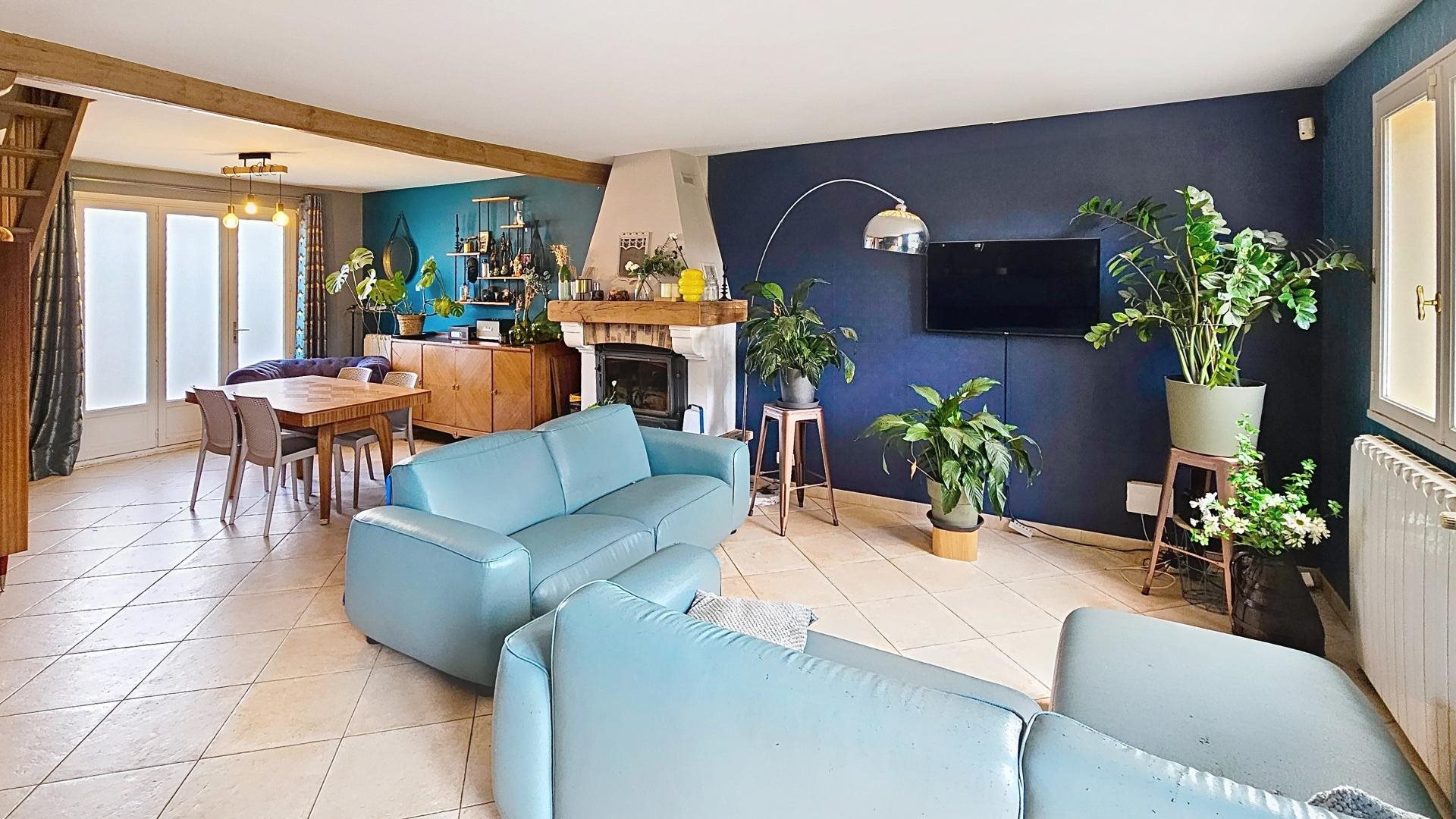 Maison à vendre, 170m², La Ville-du-Bois