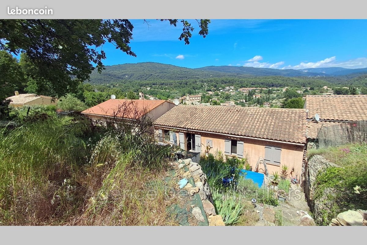 Maison à vendre, 102m², Figanières