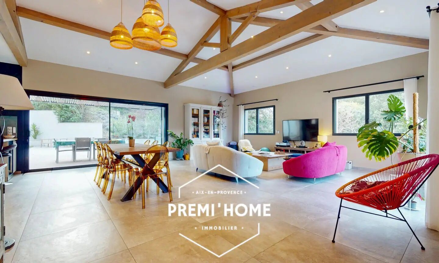 Maison à vendre, 276m², Saint-Marc-Jaumegarde