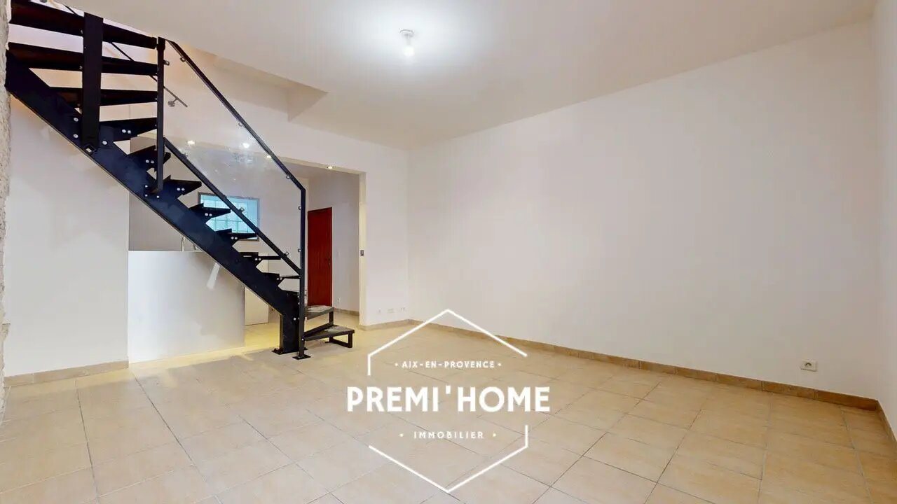 Appartement à vendre, 65m², Rousset