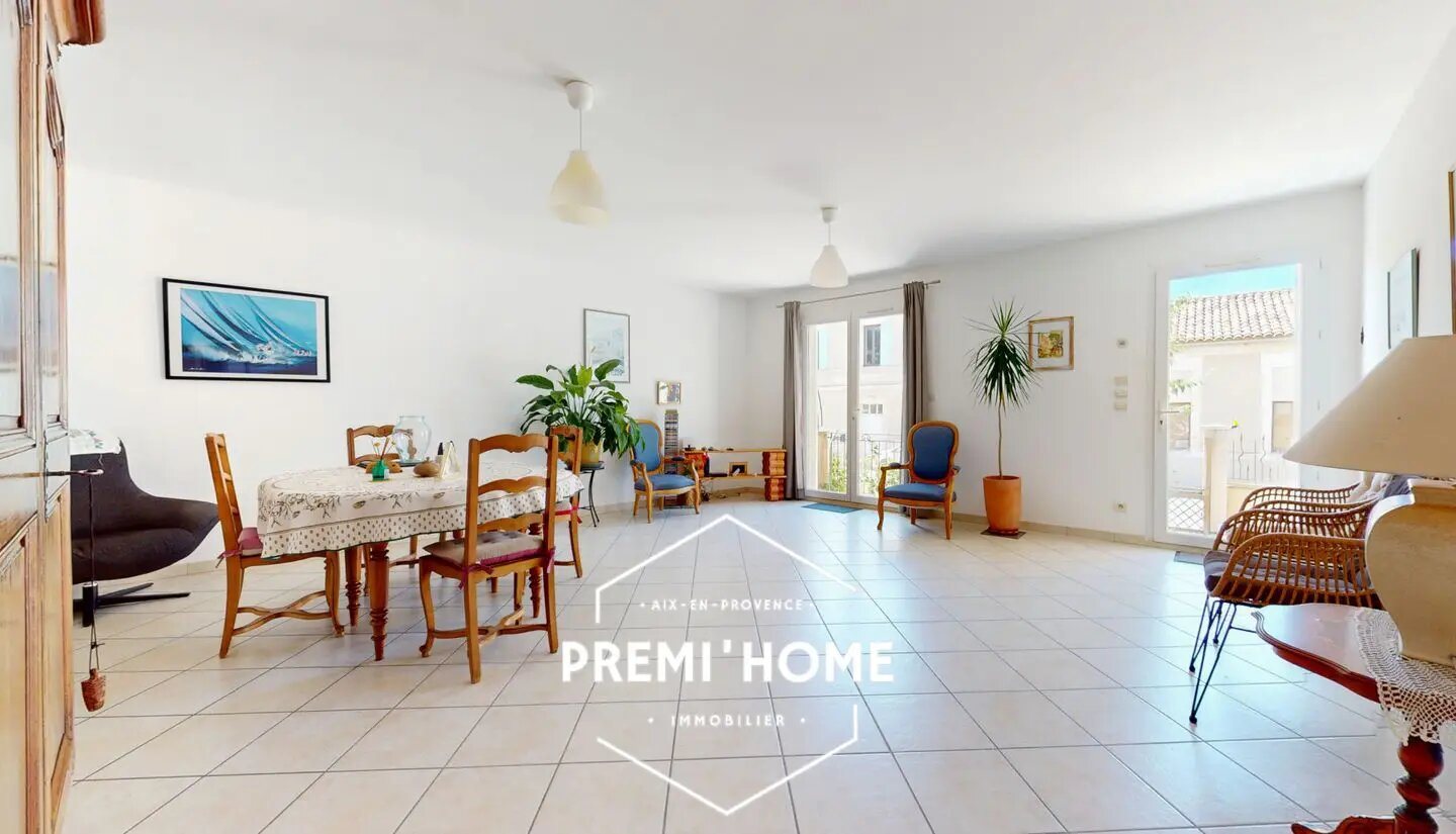Maison à vendre, 88m², Aureille