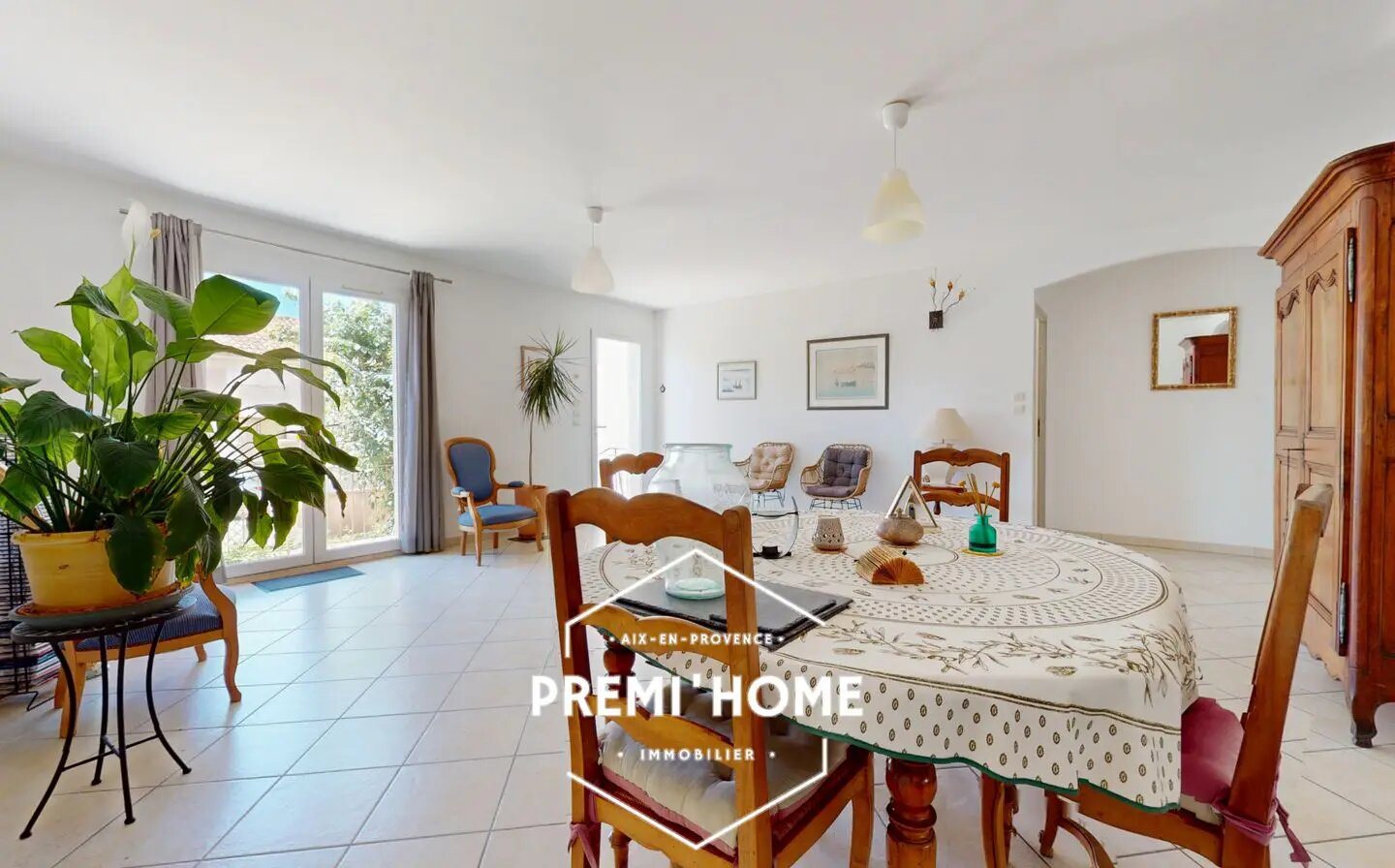 Maison à vendre, 88m², Aureille